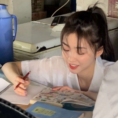 2025女生头像抖音