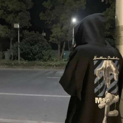 2025年男生头像真人不露脸