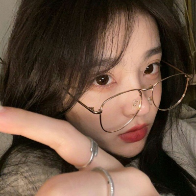 2025年女生超火头像QQ图片