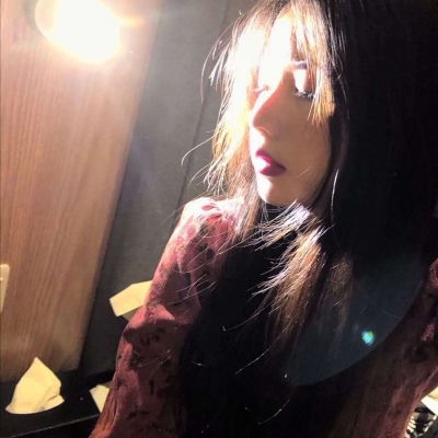 适合过年用的微信真人女生头像