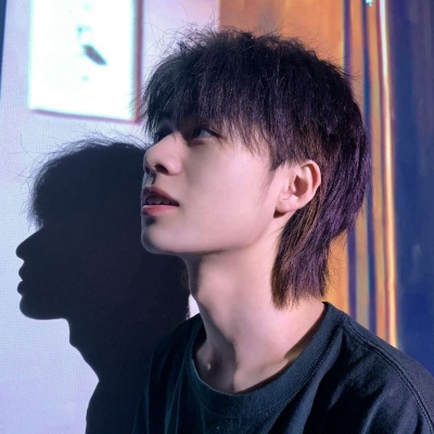 酷帅男生都爱用的真人微信头像