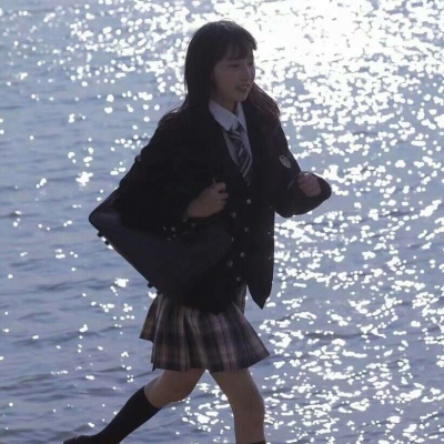 2025女生真人版头像