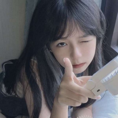 2025年精选微信女生头像