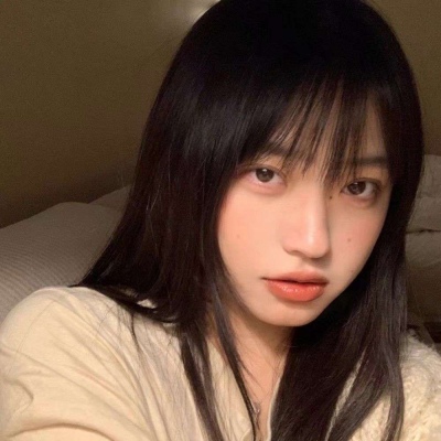 女生个性真人微信头像