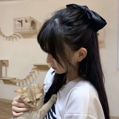 qq头像女生精选2025