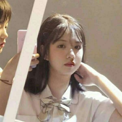 2025流行闺蜜头像一对两张高清图片