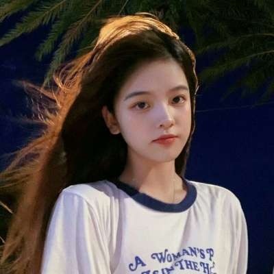 女生个性真人微信头像
