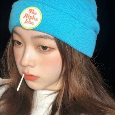 2025最火女生头像清晰图片
