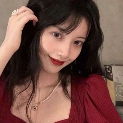 适合过年用的微信真人女生头像