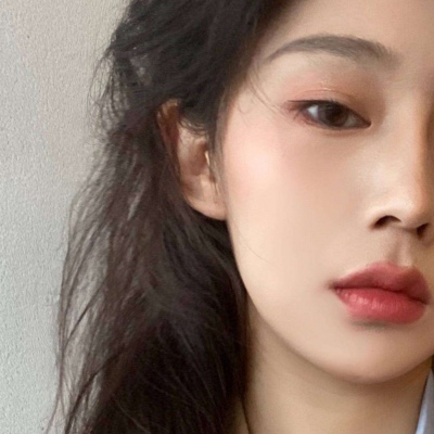 个性又吸睛时尚潮流微信头像女