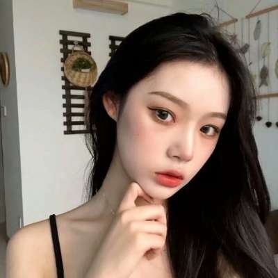 女生个性真人微信头像
