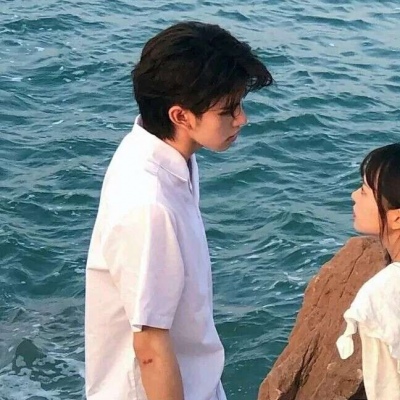 浪漫真人微信情侣头像一对两张