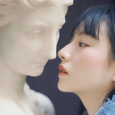 2025好看的女头贴吧图片