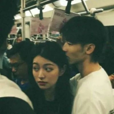 2025年最新情侣头像
