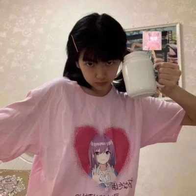 2025好看的女头贴吧图片