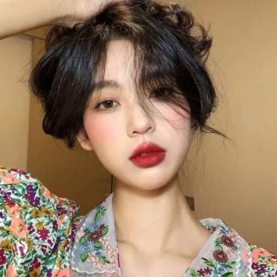 女生专属超个性真人微信头像