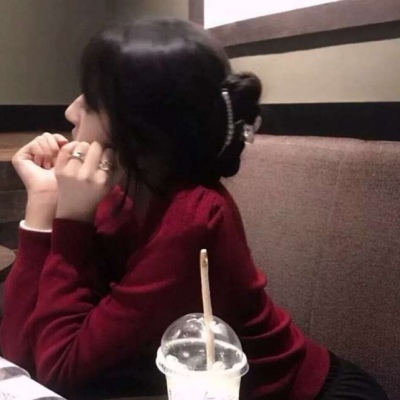 适合过年用的微信真人女生头像