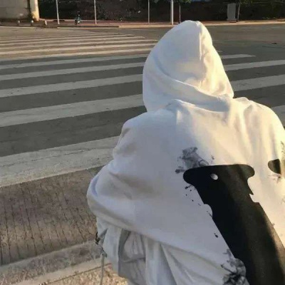 2025年男生头像真人不露脸