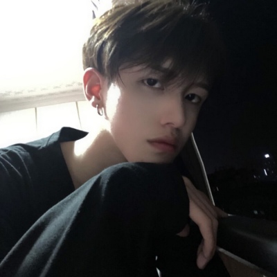 2025男生真人头像