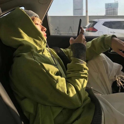 2025年男生头像真人不露脸
