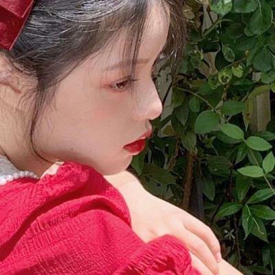 女生个性真人微信头像