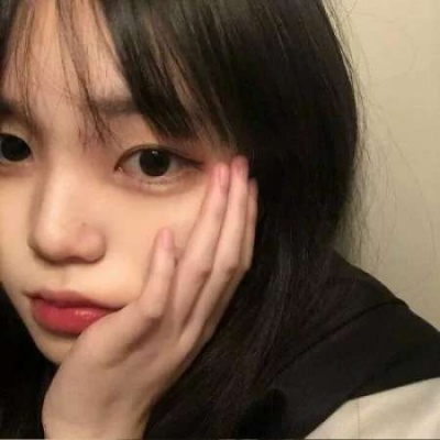 2025年最火女生头像图片