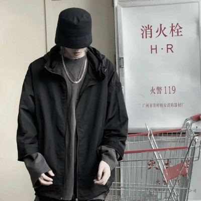 2025年男生头像真人不露脸