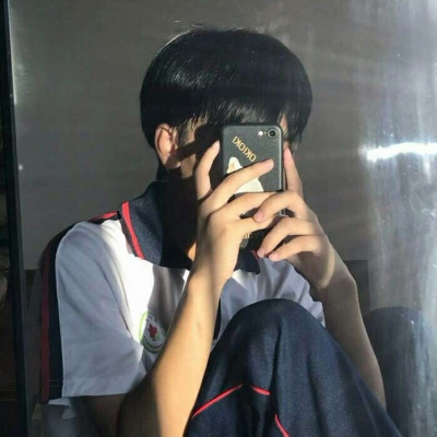 2025年抖音最火的男生头像图片