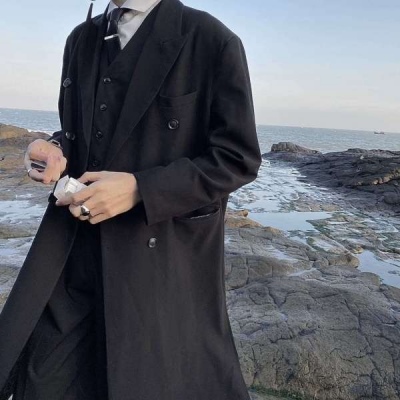 2025年男生最火头像