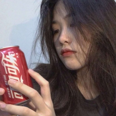 qq头像2025年女生