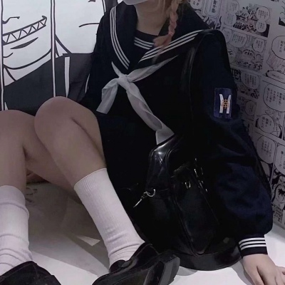 2025年最火女生高清头像图片