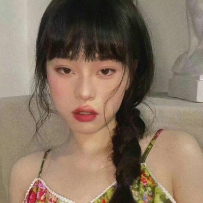 2025成熟女生头像图片