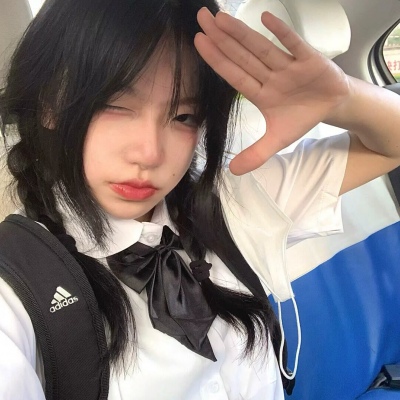 2025年女生微信头像热门