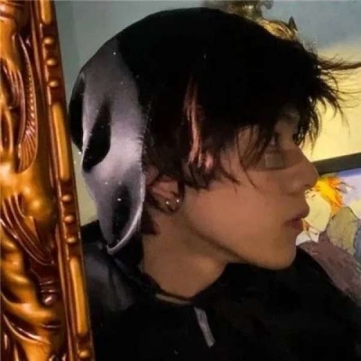 2025最火男头