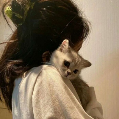 2025年最火真人头像女生高清图片