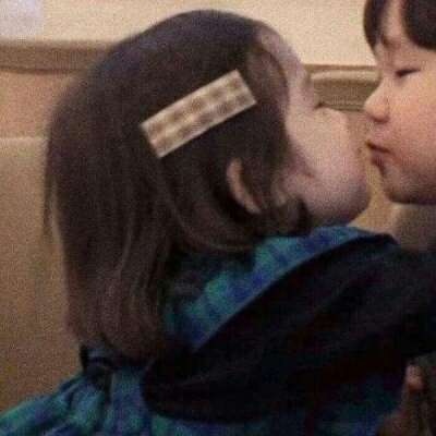 微信甜蜜一对两张真人情侣头像