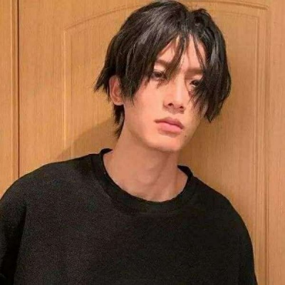 抖音最火2025男生头像霸气高清图片