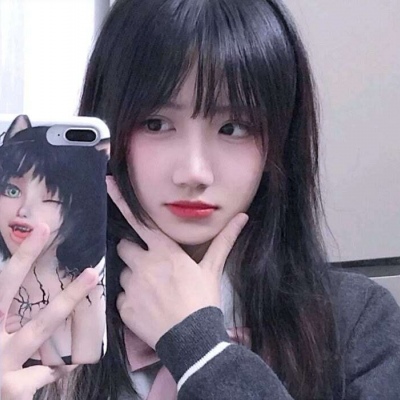 2025超火女生头像真人