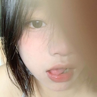 2025超火女生头像真人