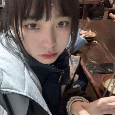 2025超火女生头像真人
