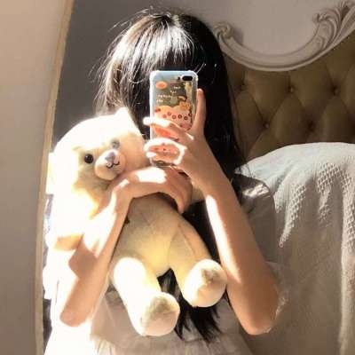 干净的女生头像2025
