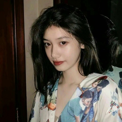 2025成熟女生头像图片
