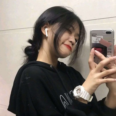 2025年最流行的女生头像真人