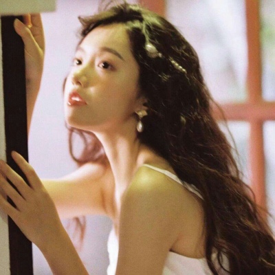 2025成熟女生头像图片