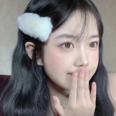 个性满满的女生专属微信真人头像