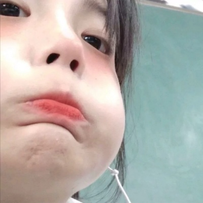 2025最火女生头像真人可爱高清图片