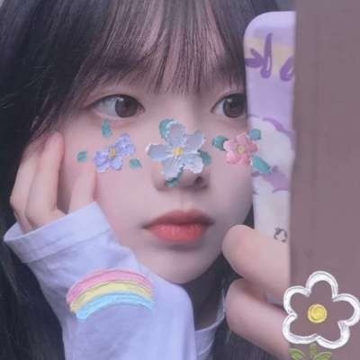 干净的女生头像2025