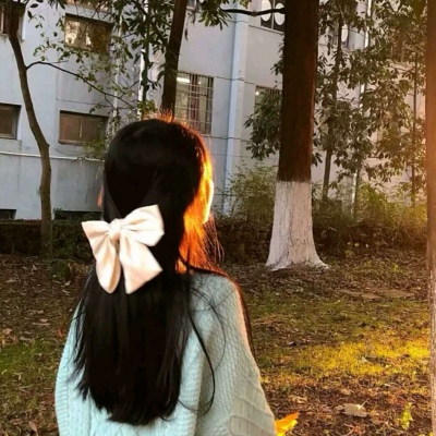 2025女生真人头像高清图片