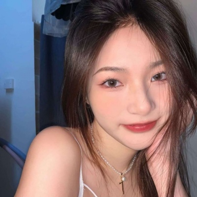 2025年最火QQ女生头像