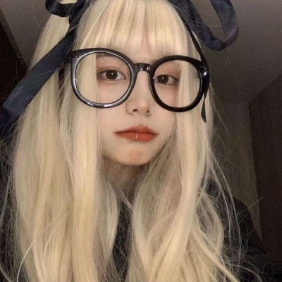2025抖音最火女生头像